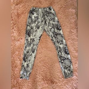 Snake print flowy leggings. Cuffed at the bottom